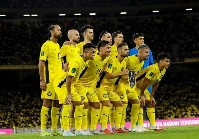 重罚几乎没, 出线前景骤 重罚几乎没, 出线前景骤